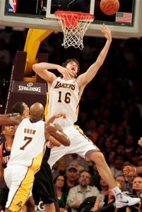 Paul Gasol vs. Trail Blazers - 11.07.10