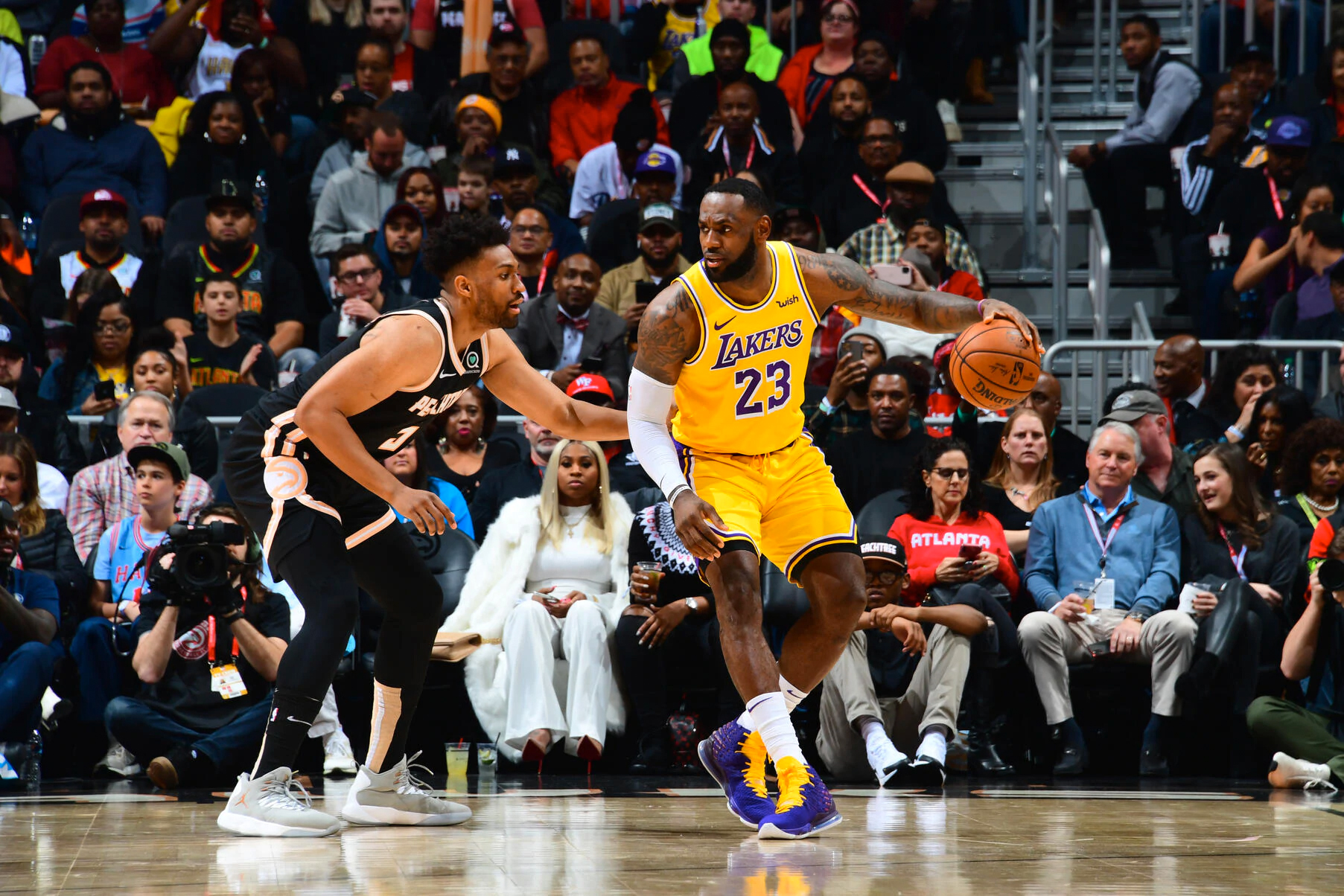 when do the lakers play the hawks when do the lakers play the hawks
